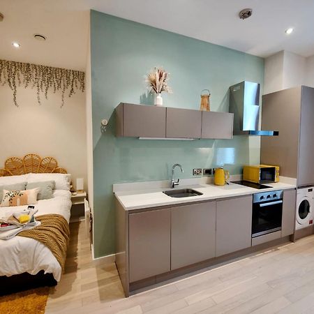 Liverpool Gem: Cozy Studio Retreat Buitenkant foto