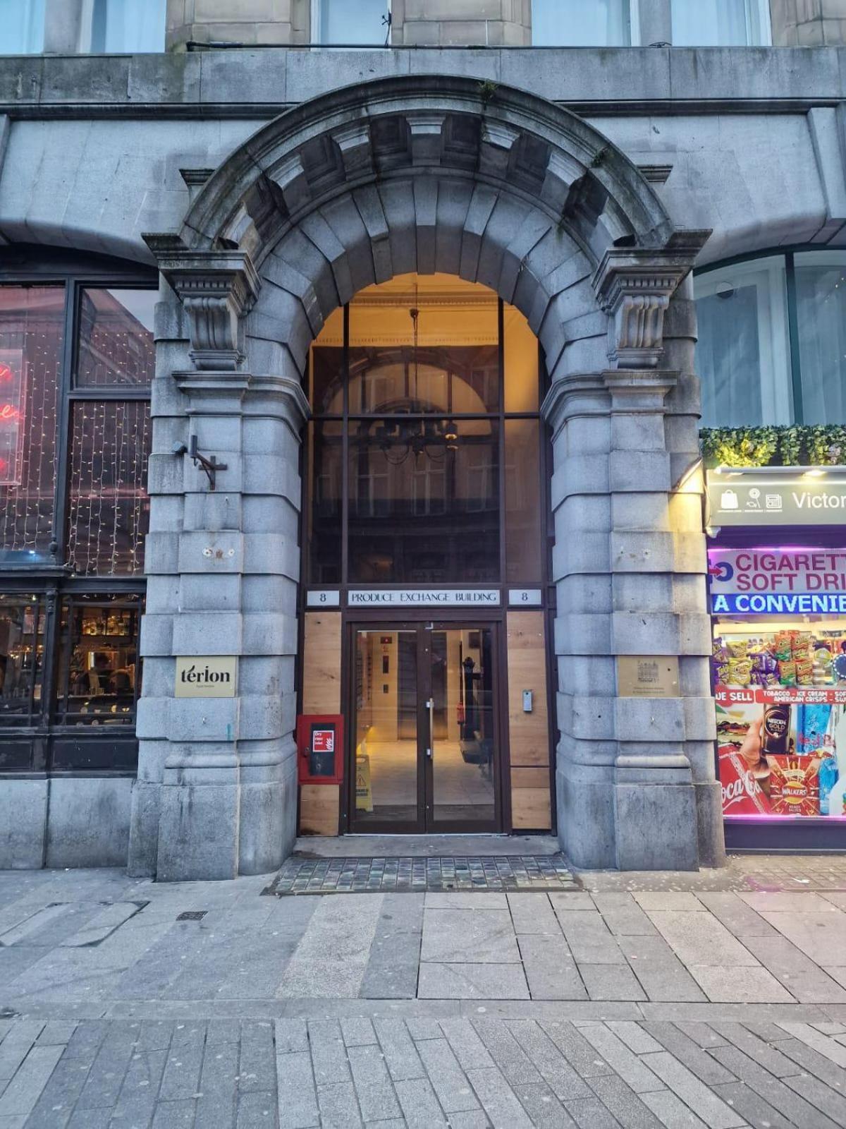 Liverpool Gem: Cozy Studio Retreat Buitenkant foto